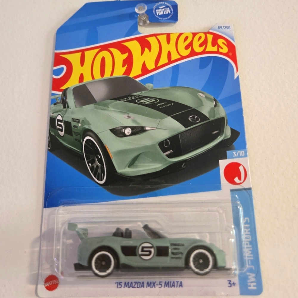 2015 Mazda MX-5 Miata Mint Green Hot Wheels J-Imports Series 3/10